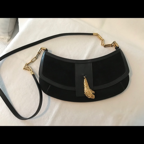 Gucci Handbags - Auth Vintage Gucci w/ gold chain strap